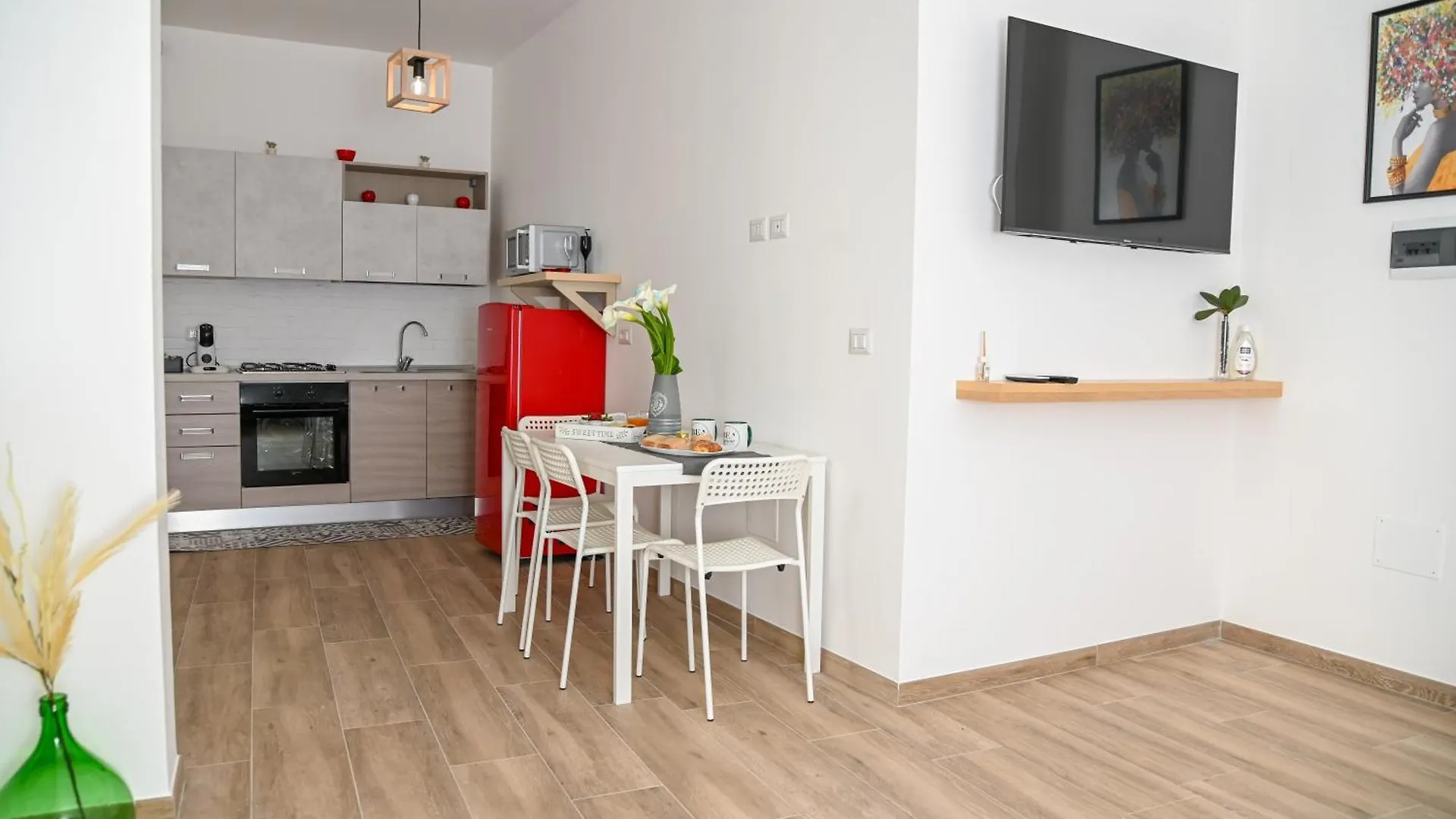 Beahouse Apartment Brindisi 0*,  Italy